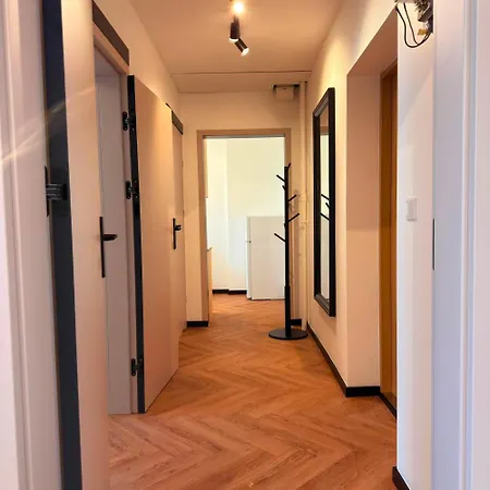 Jbhotels Deluxe Ii