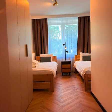 Jbhotels Deluxe Ii 3*