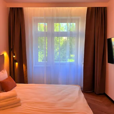 Jbhotels Deluxe Ii شقة شتشيتسين